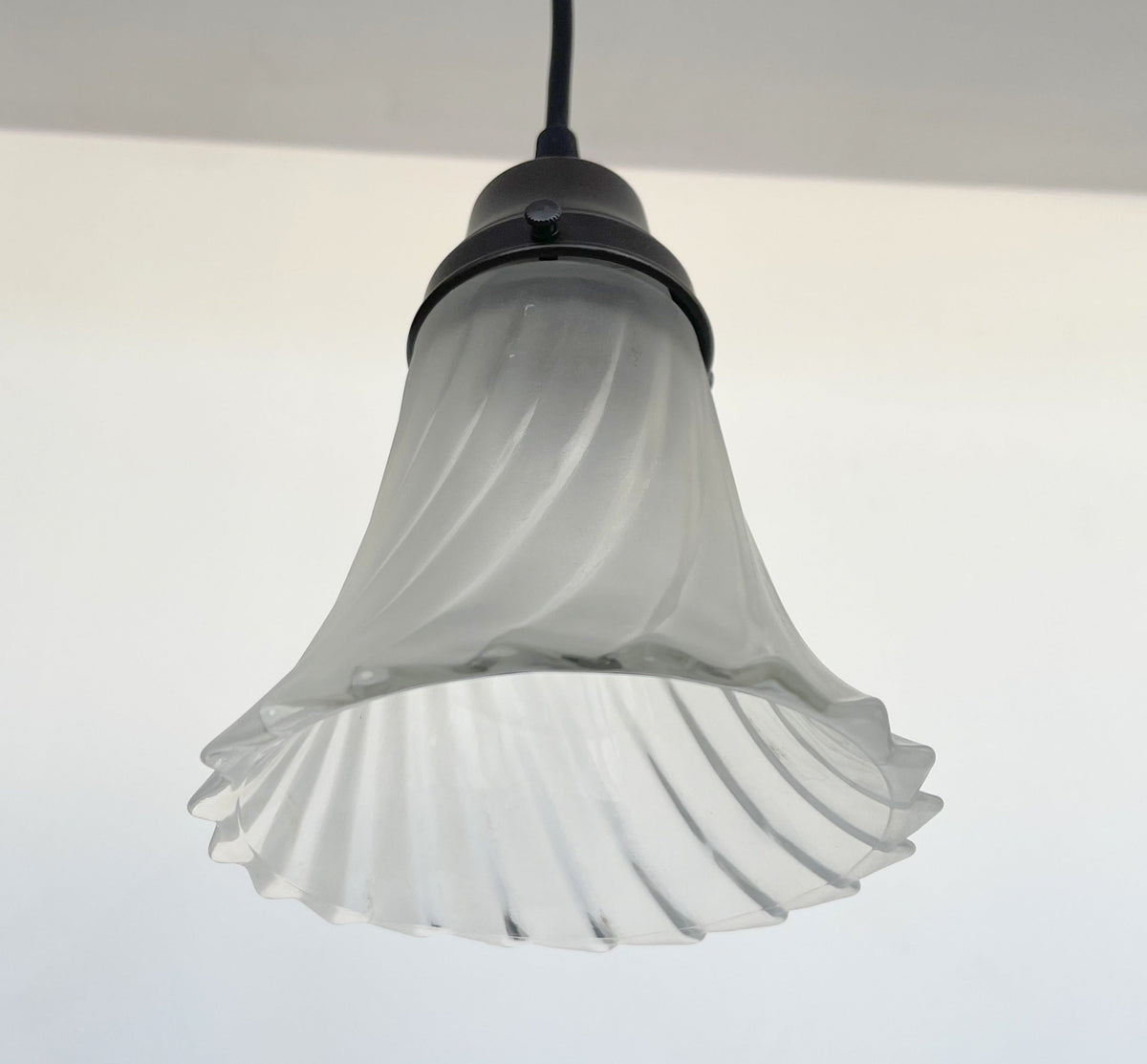  Vintage Frosted Spiral Pendant Light
