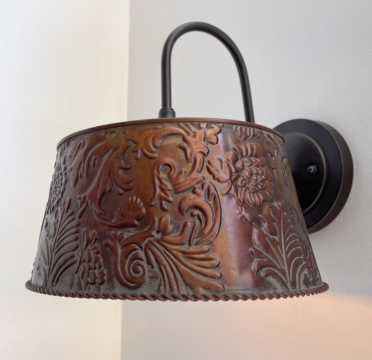  Bronze Copper Embossed Wall Sconce Light Fixture