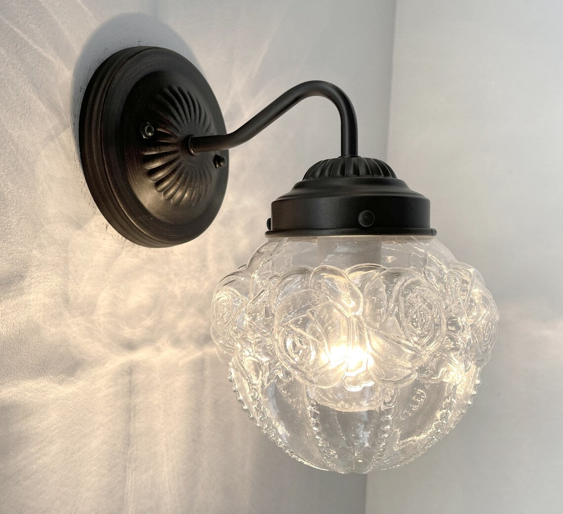  Victorian Embossed Globe Wall Light