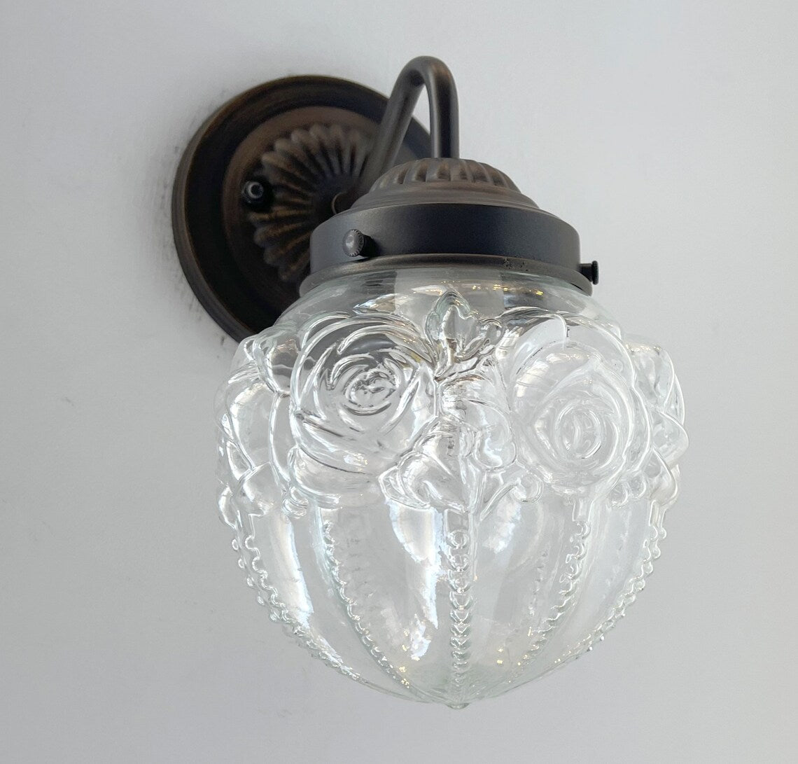  Victorian Embossed Globe Wall Light