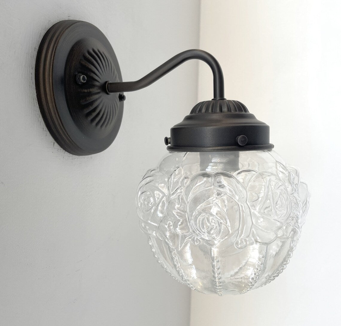  Victorian Embossed Globe Wall Light