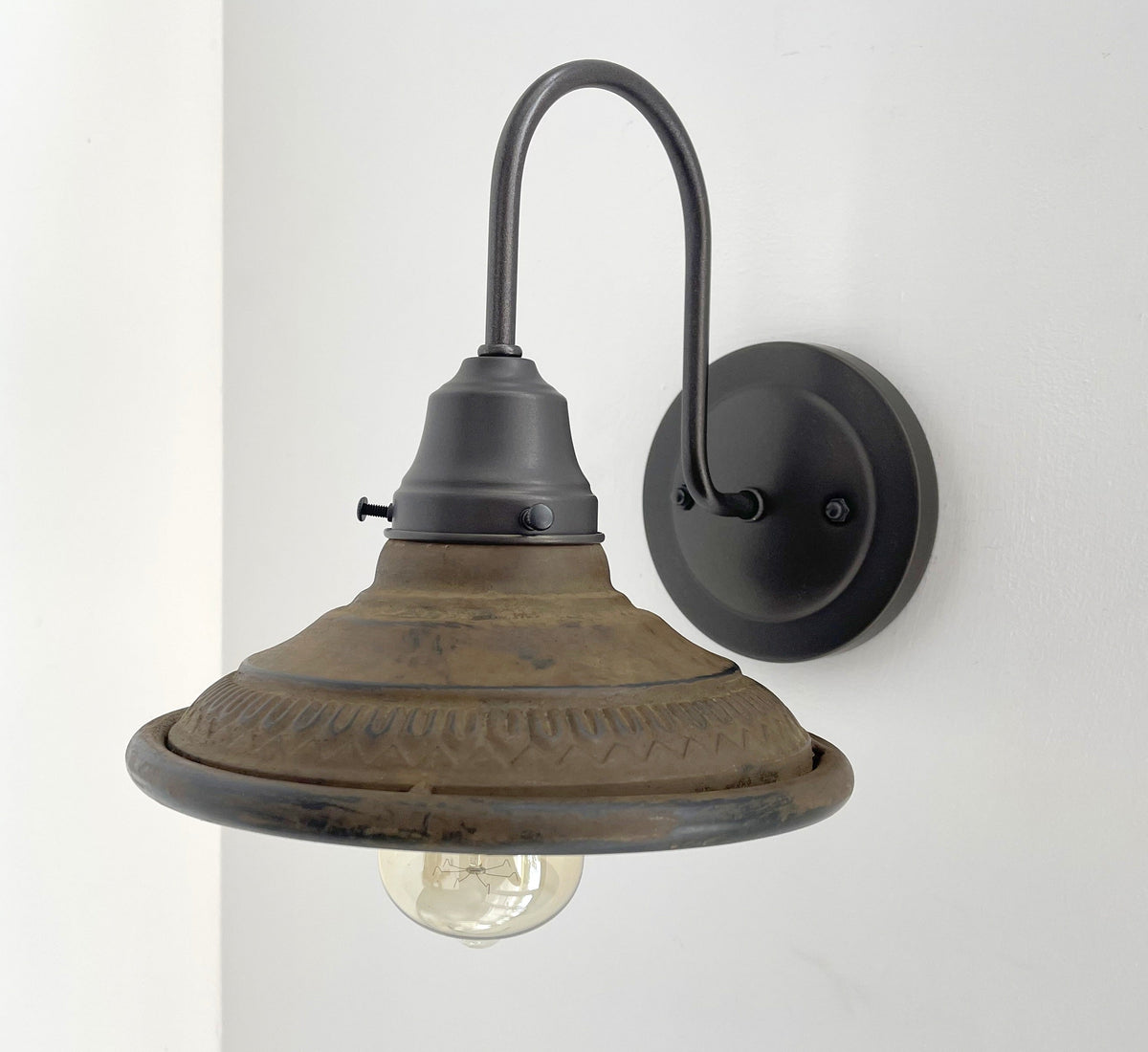  Popular Rustic Industrial Wall Sconce Light Fixture