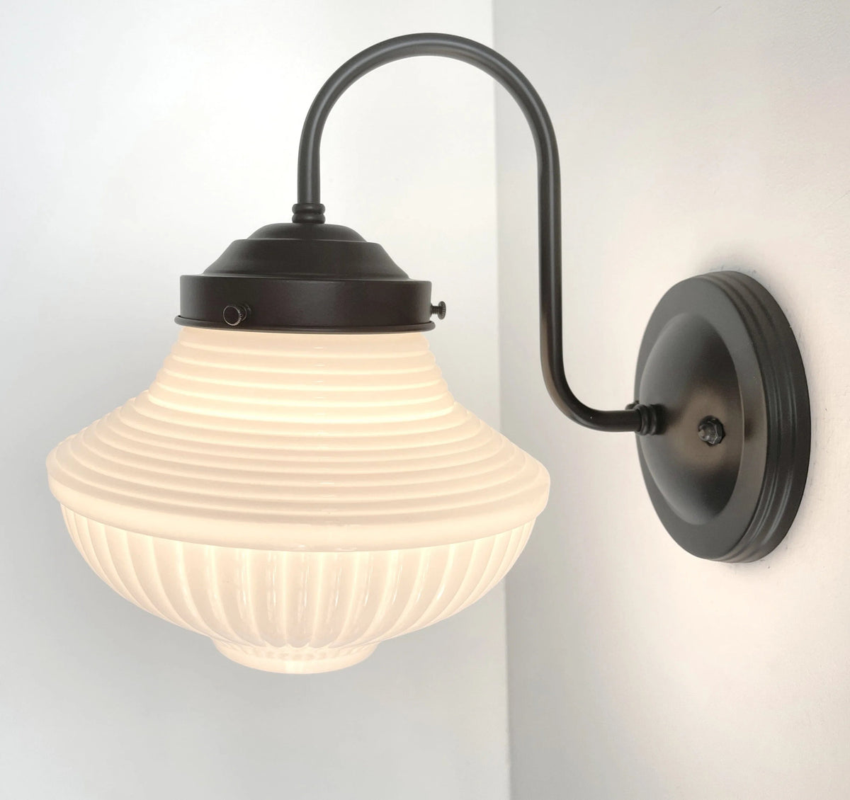  Traditional Schoolhouse Sconce Wall Light
