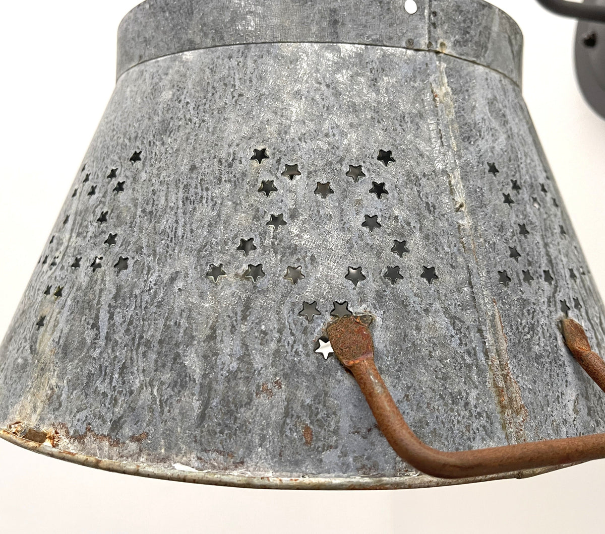  Weathered Farmhouse Star Wall Sconce